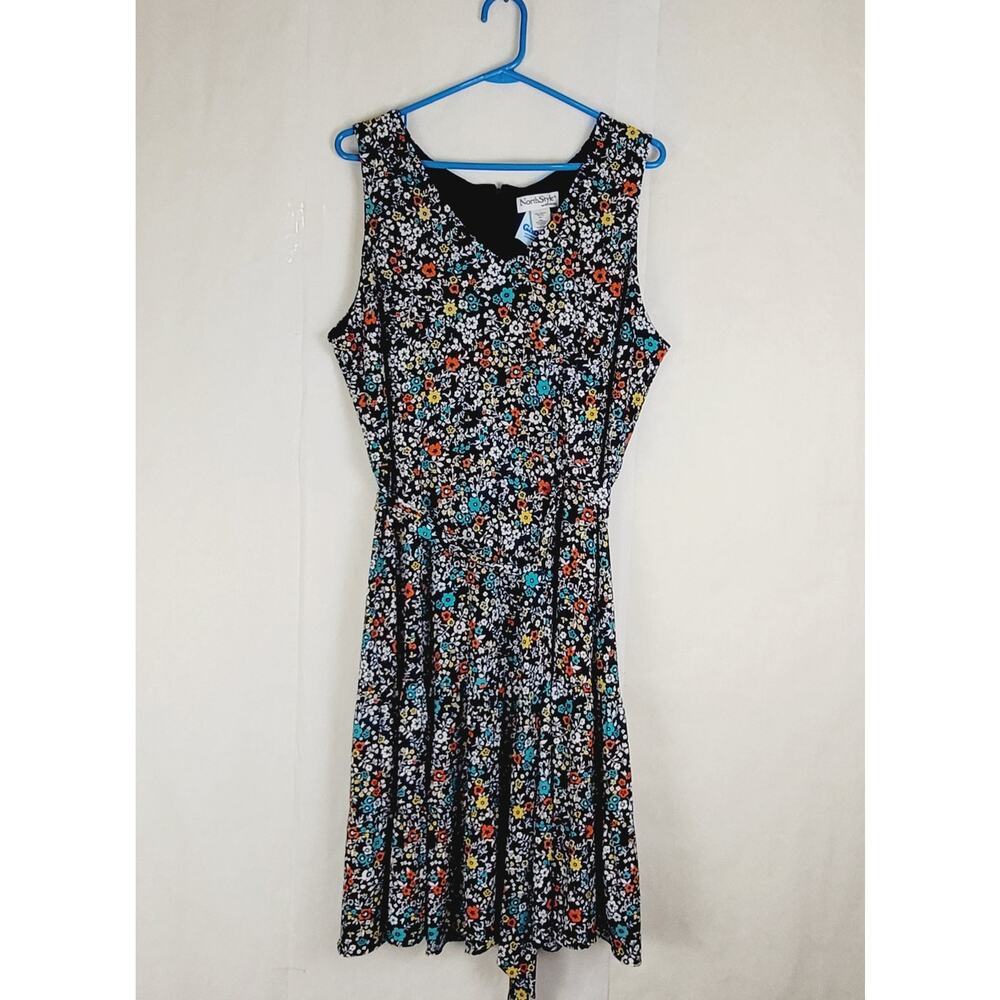 NWT NorthStyle Blue Floral Midi Dress Size L Cottagecore Gardengirl Vacation